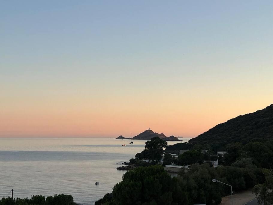 Bel App T2 En Bord De Mer Vue Sanquinaires Piscine Аяччо Экстерьер фото